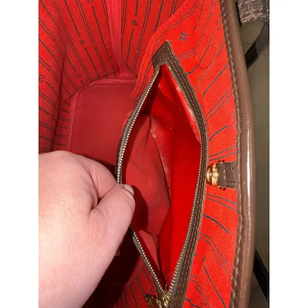 Louis Vuitton Neverfull Damier MM